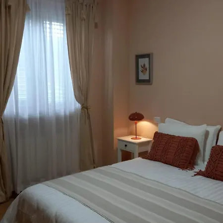 Lilly House Bed & Bike * Cortona