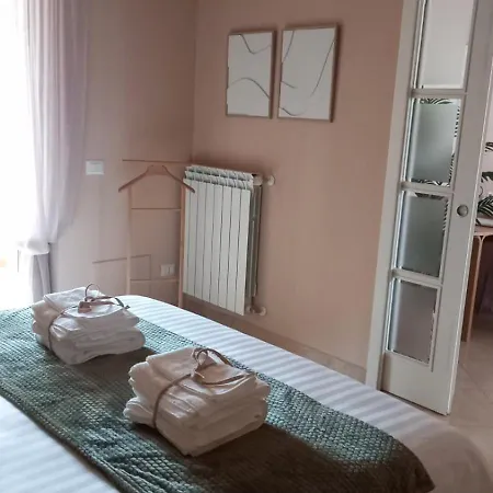 Lilly House Bed & Bike * Cortona